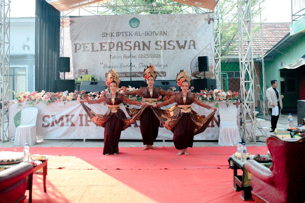pelepasan siswa kelas xii - 2026